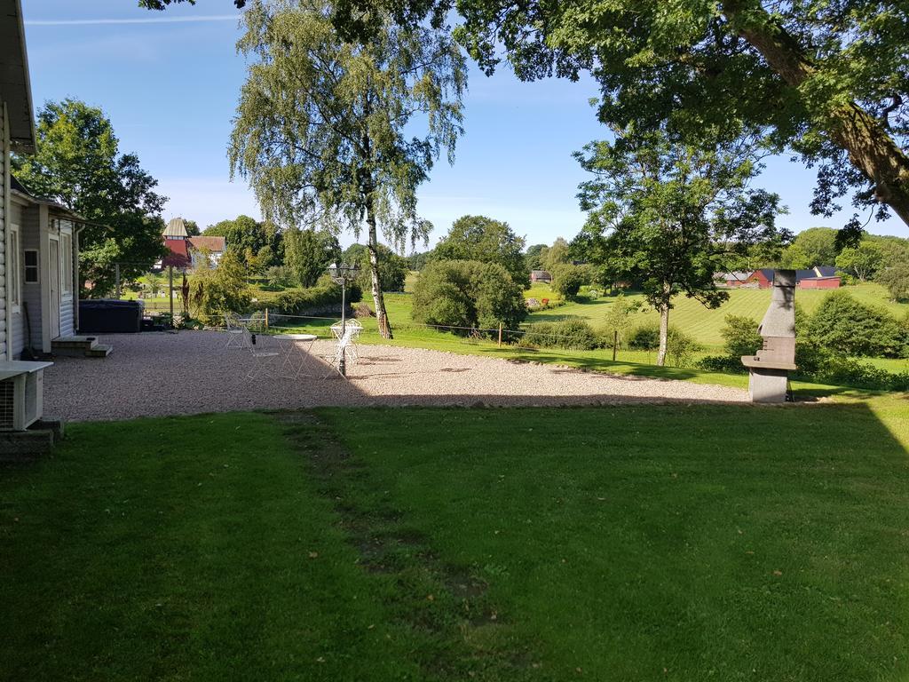 Byskolansvandrarhem Bronnestad Exterior photo
